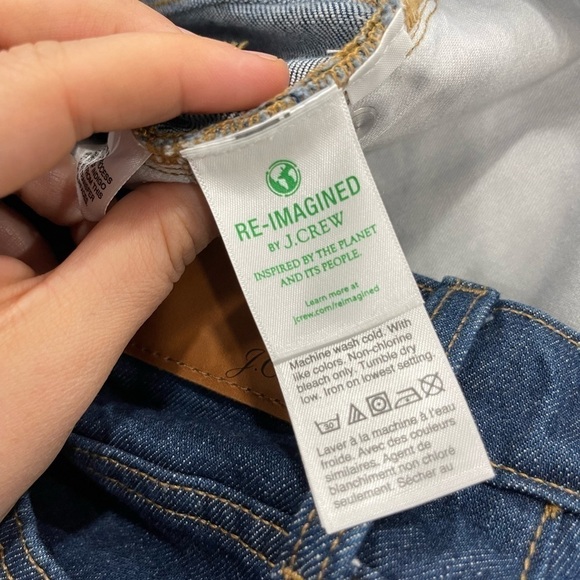 J. Crew Slouchy Boyfriend Jean in Outlaw Wash Size 26 Style: AQ820 Cotton - Picture 11 of 11